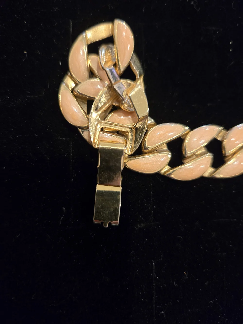 Vintage Unsigned Gold-Tone Pink Enamel Link Bracelet